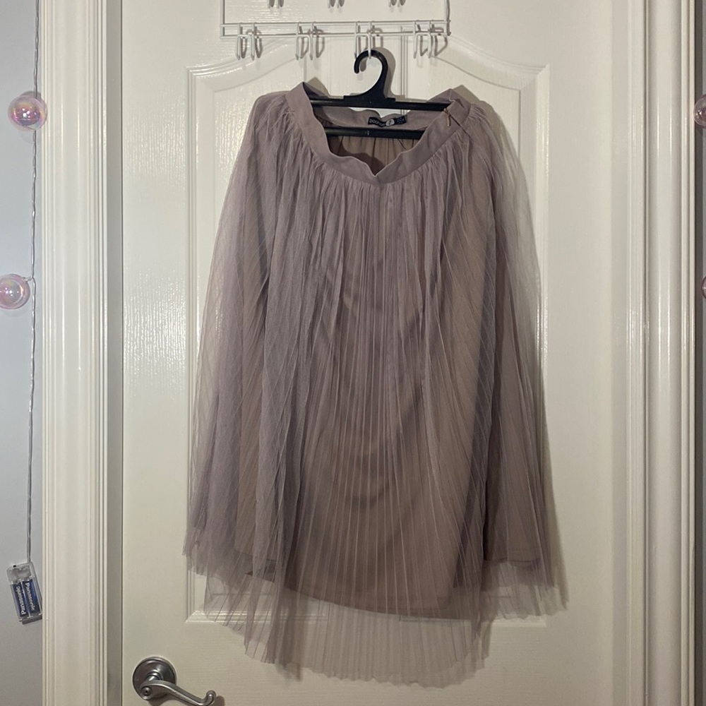 BOOHOO Size 4 Greyish Purple long Skirt LIKE NEW
